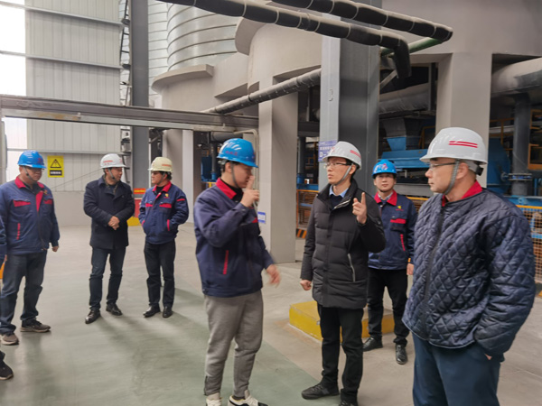 集团公司设备能源考核组到公司检查工作