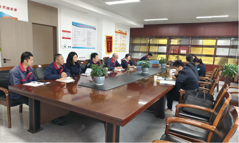 市卫生监督所到公司开展专项检查