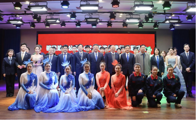 公司举办2026年迎新春联欢会