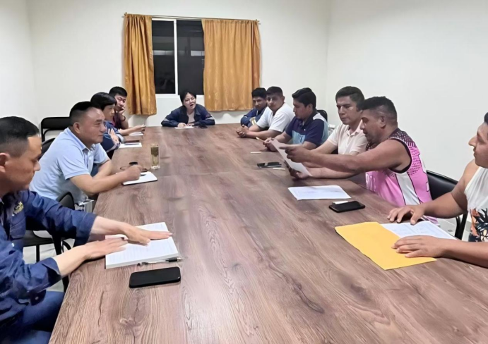 厄瓜多尔分公司召开厄籍员工代表座谈会