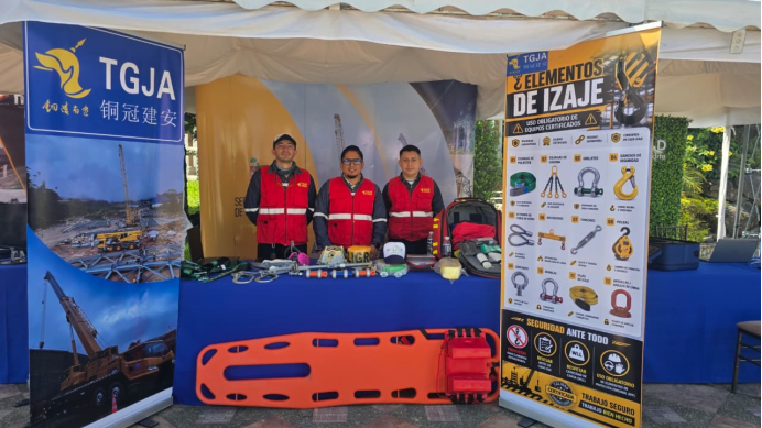 厄瓜多尔分公司受邀出席当地安全生产与健康日活动